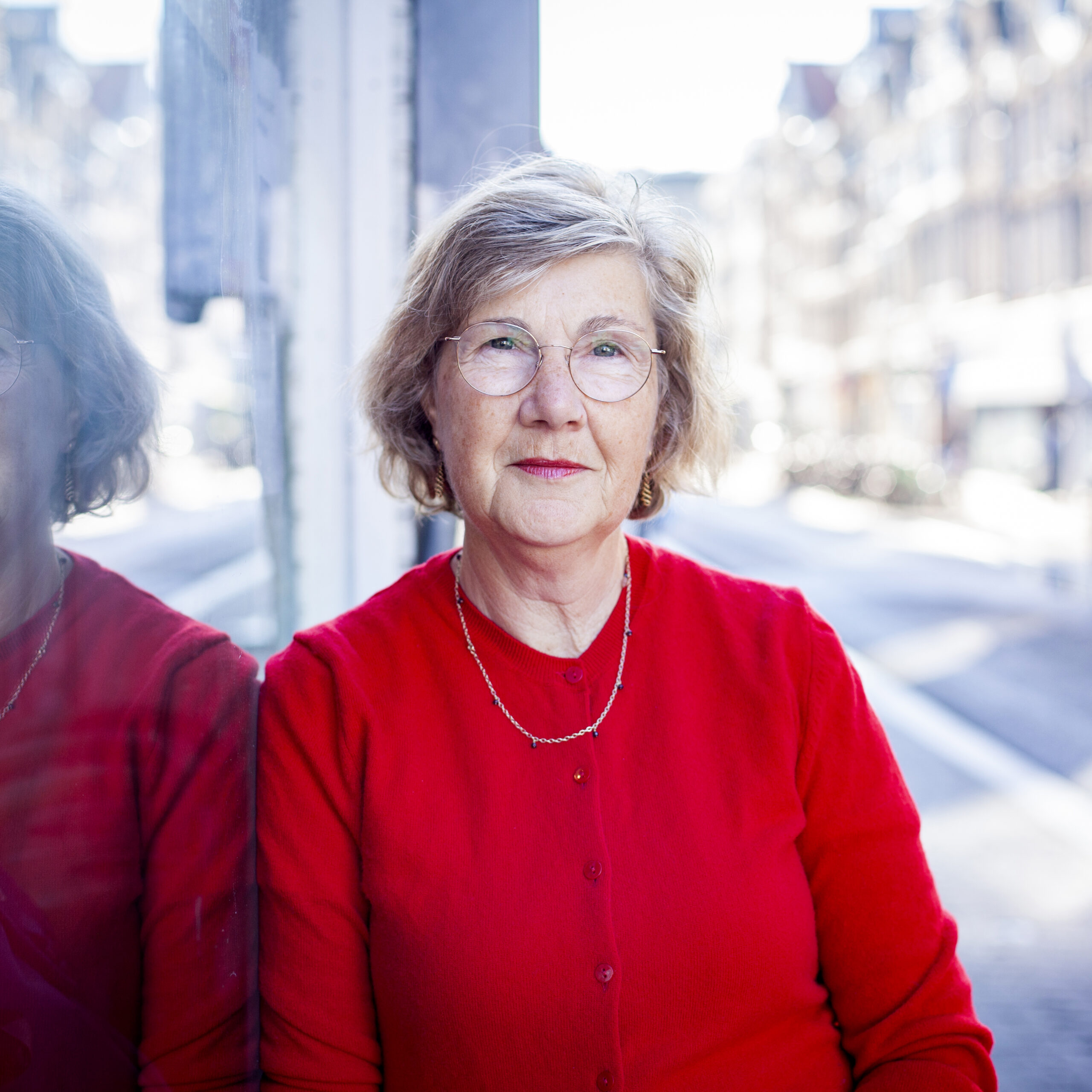 LOES – WAT MENSELIJKE WAARDIGHEID BIEDEN